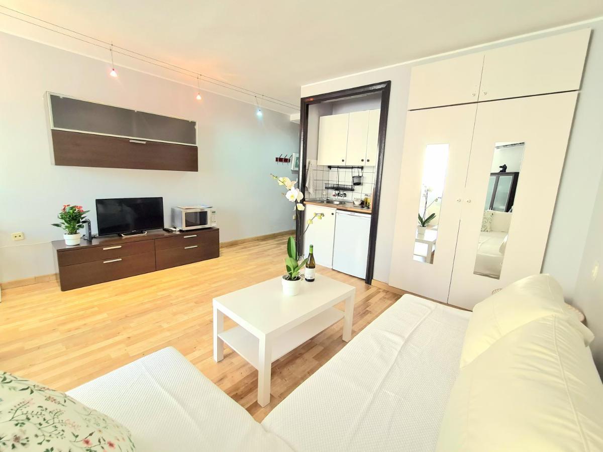Aa Guest - El Mono De Torre Del Mar Eco Apartment エクステリア 写真