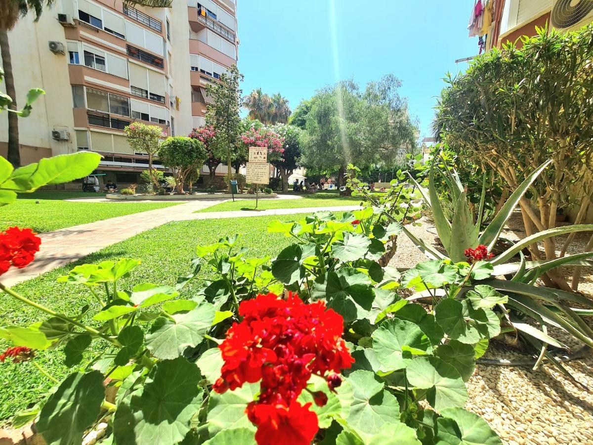 Aa Guest - El Mono De Torre Del Mar Eco Apartment エクステリア 写真